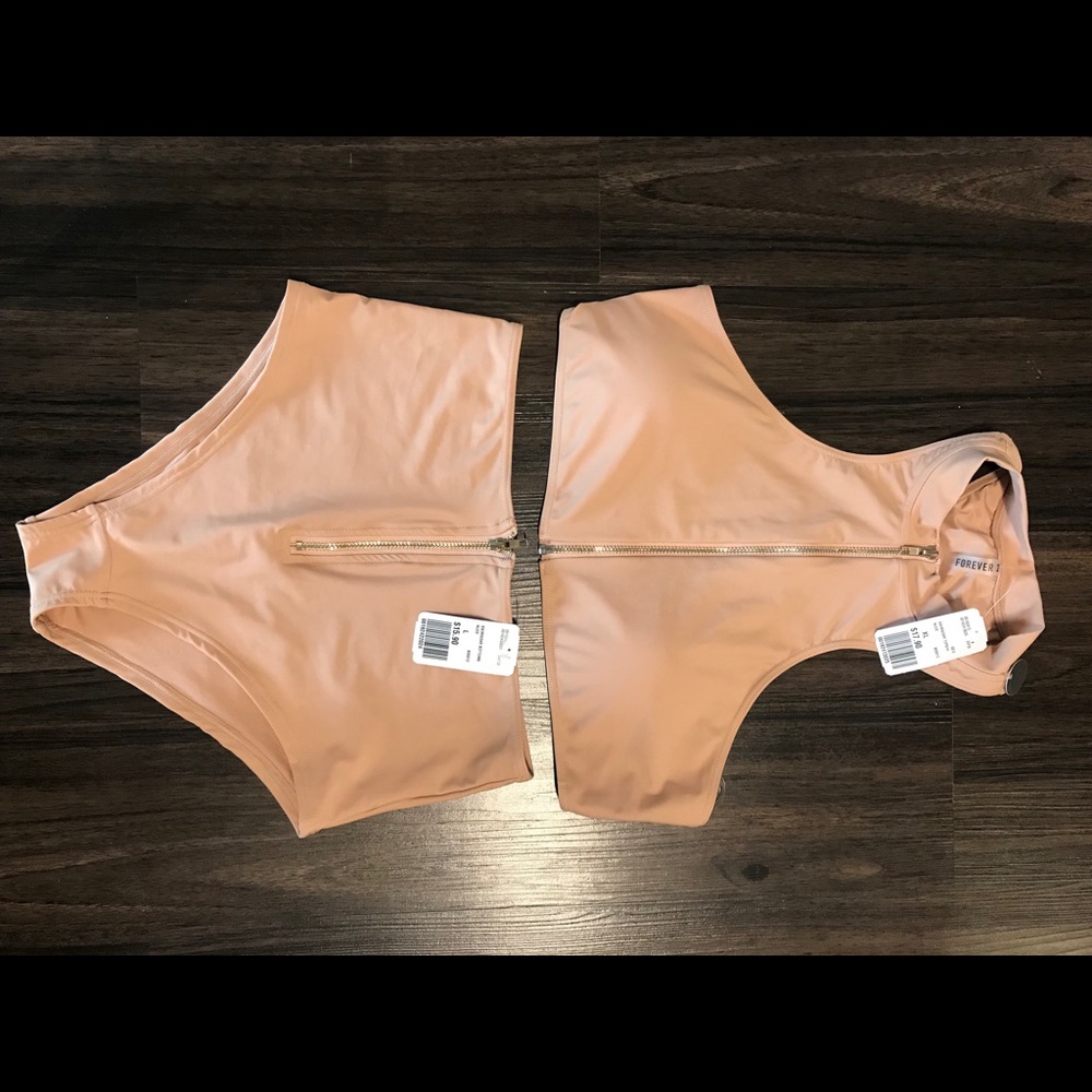 Bathing suit